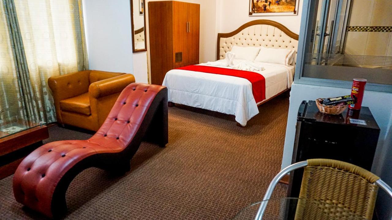Hotel Wayra Lima Buitenkant foto