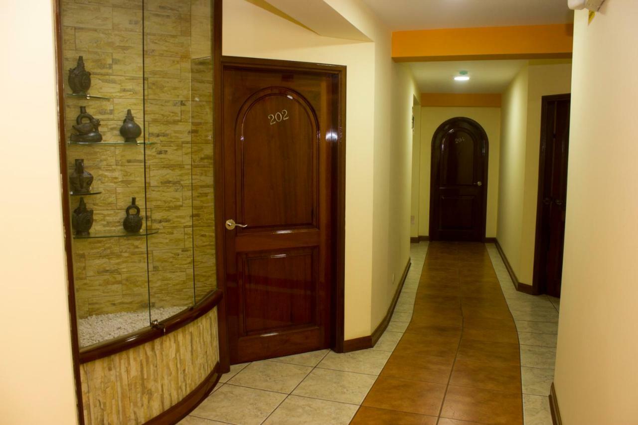 Hotel Wayra Lima Buitenkant foto